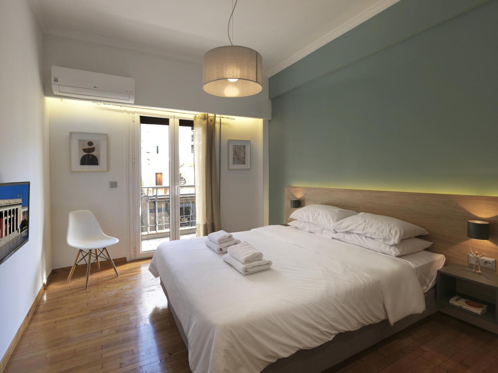 Modern Haven Near Archaeological Museum Apartment Athens Exterior photo